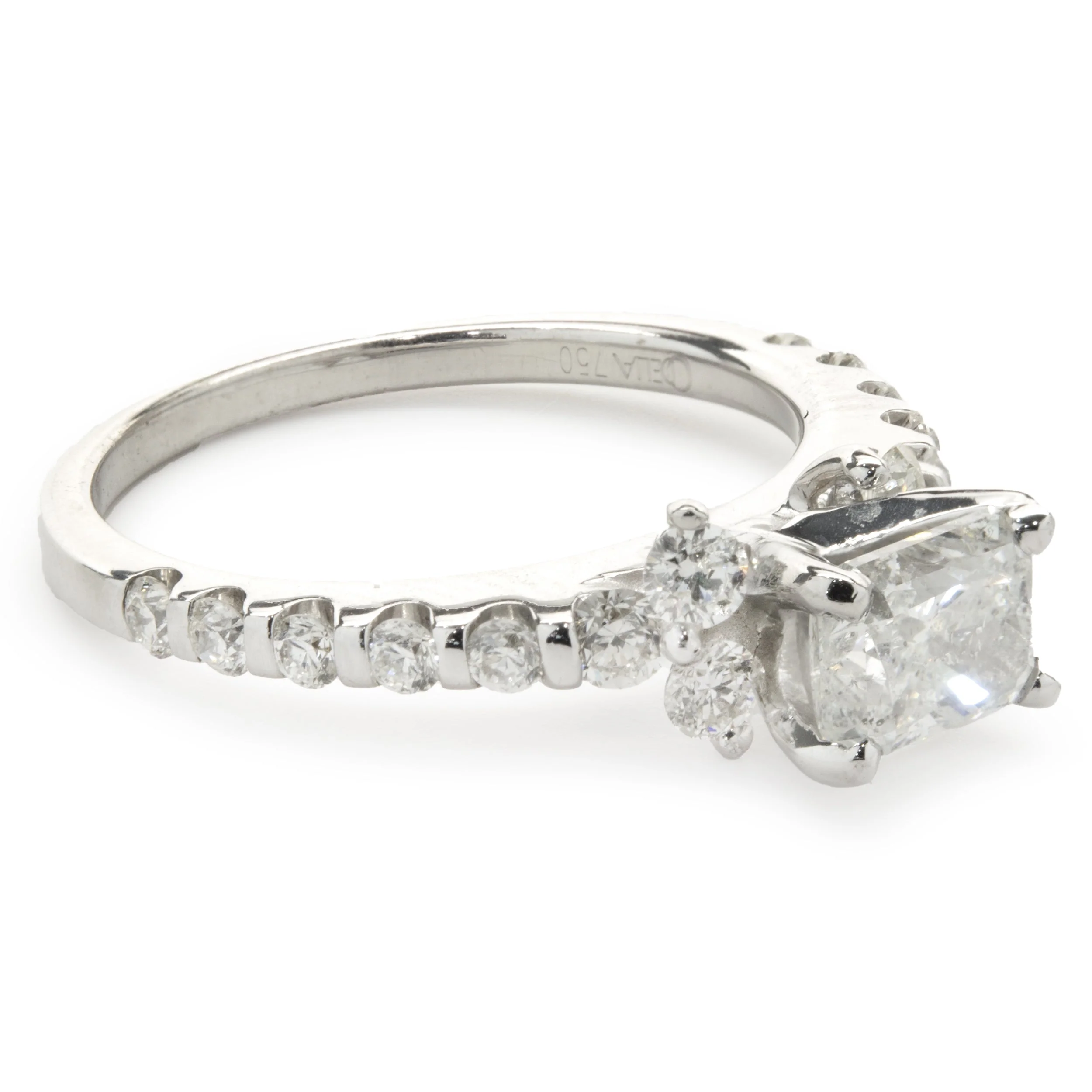 18 Karat White Gold Radiant Cut Diamond Engagement Ring - Image 2