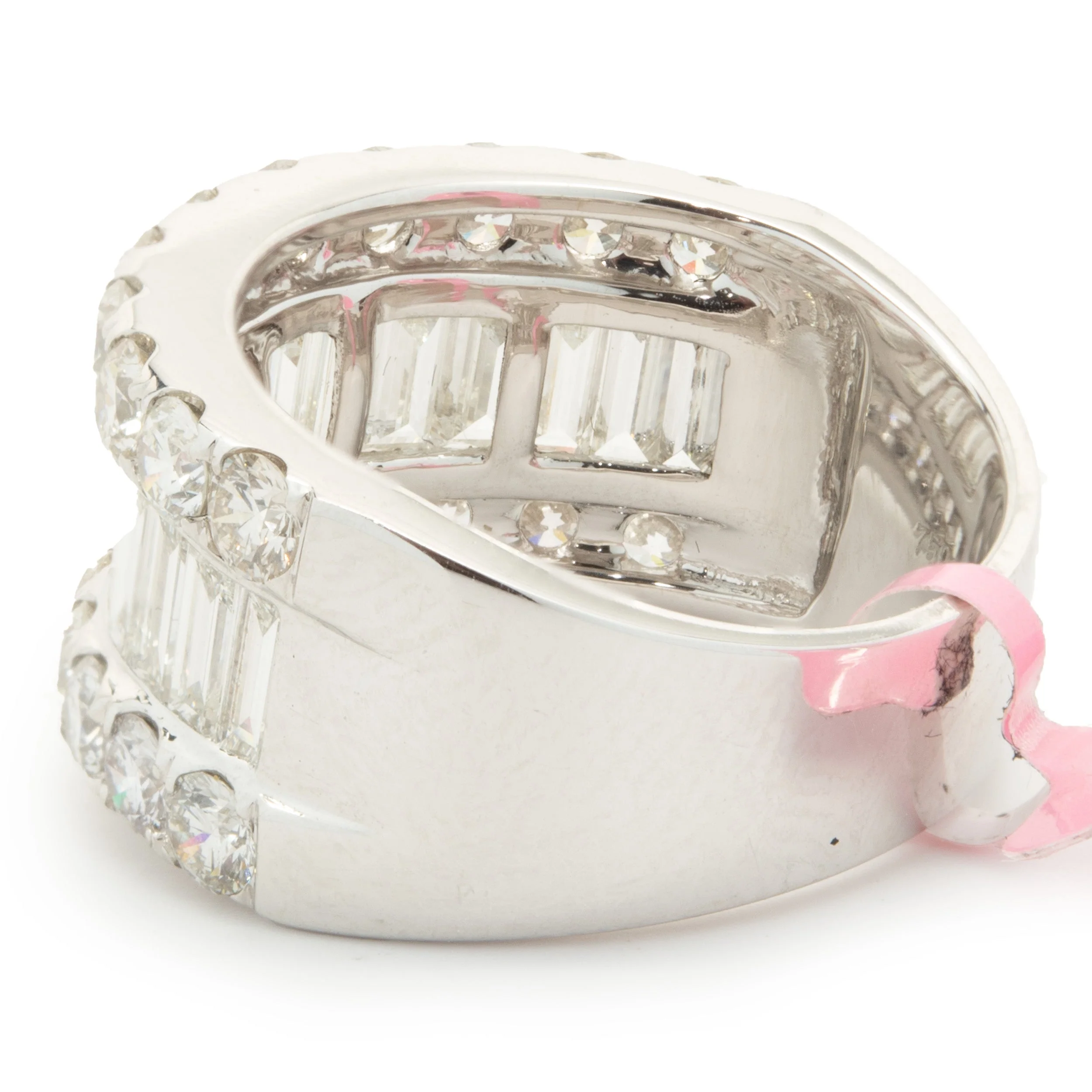 18 Karat White Gold Round and Baguette Diamond Band - Image 3