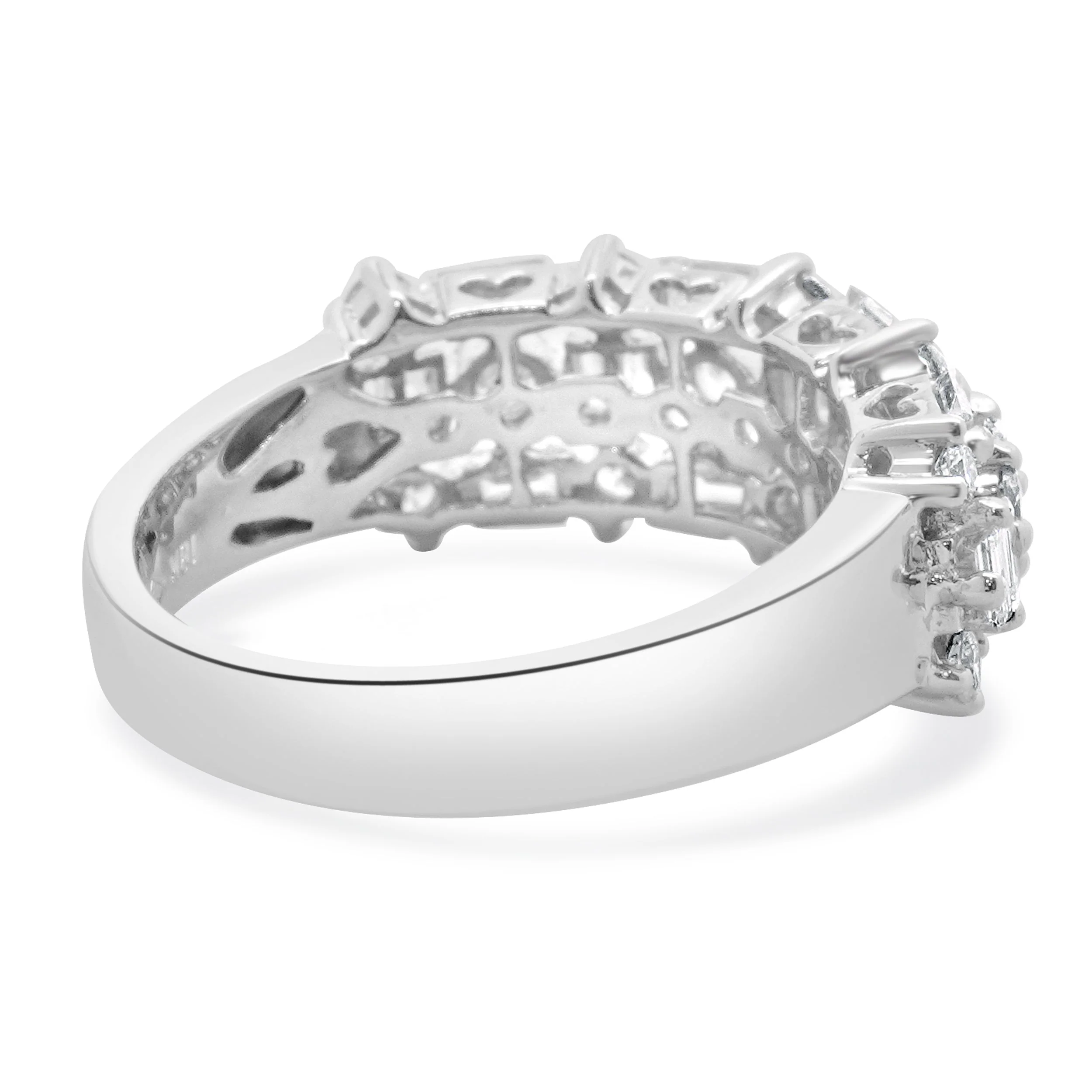 18 Karat White Gold Round and Baguette Diamond Three Row Band - Image 4