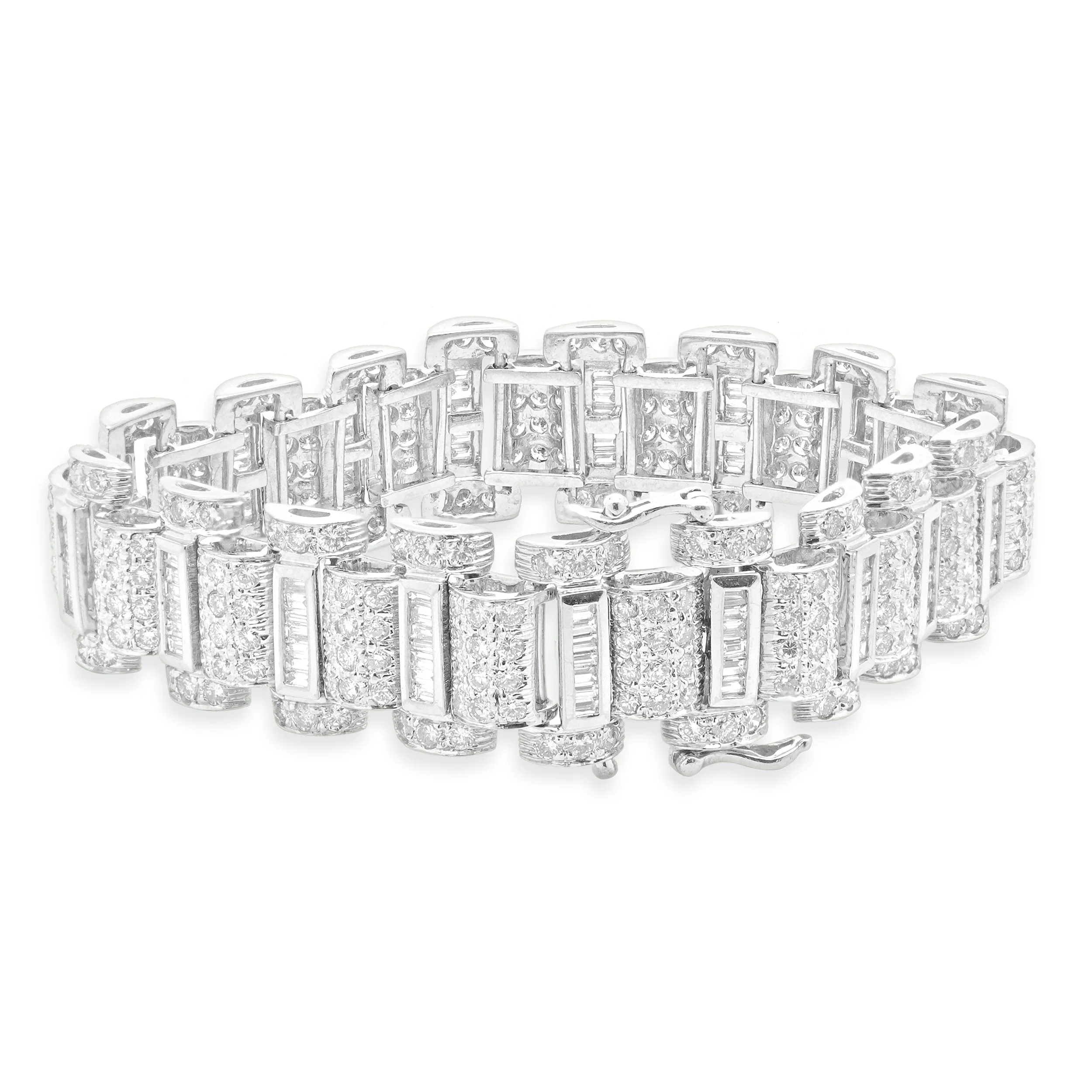 18 Karat White Gold Round Brilliant & Baguette Cut Diamond Link Bracelet - Image 3
