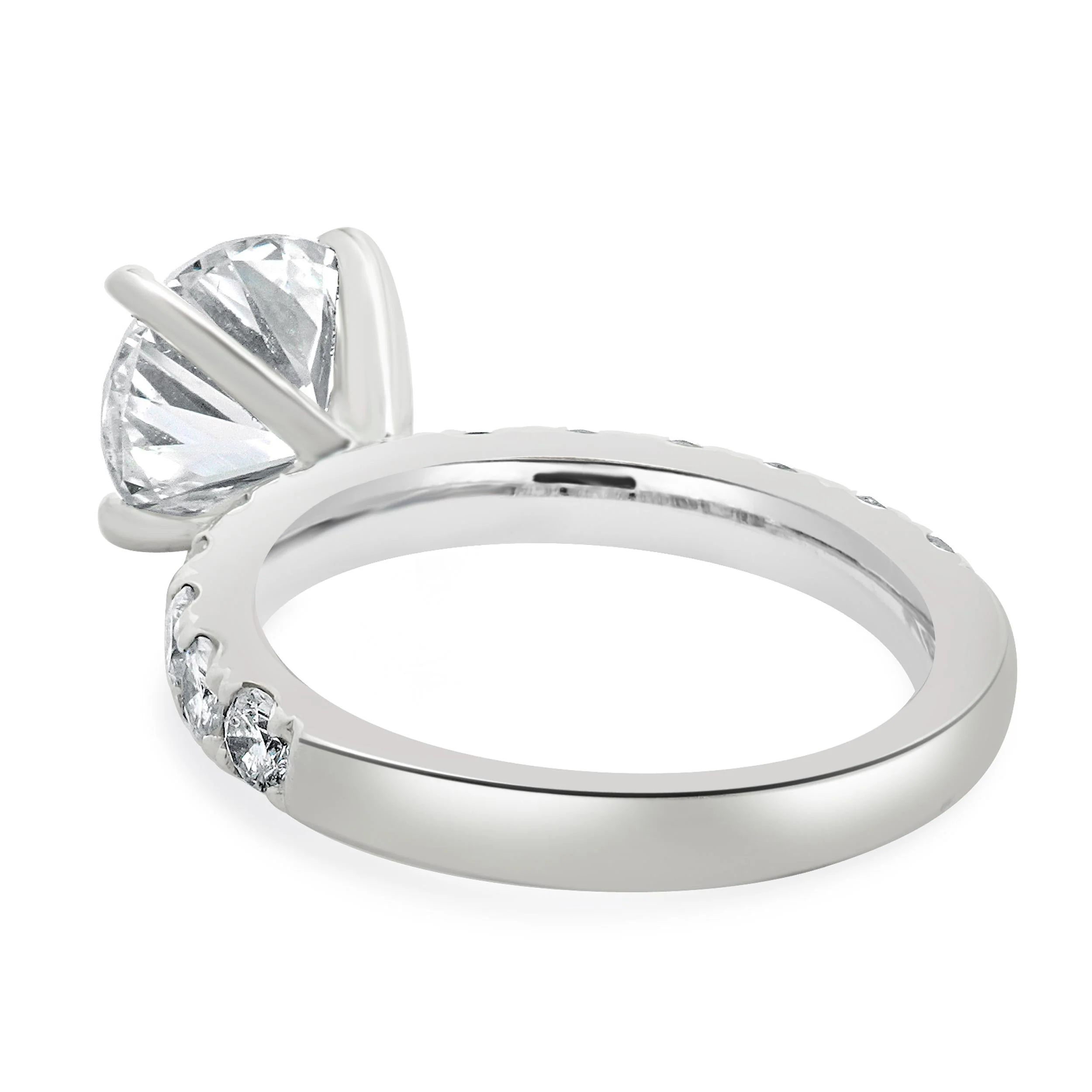 18 Karat White Gold Round Brilliant Cut Diamond Engagement Ring - Image 3