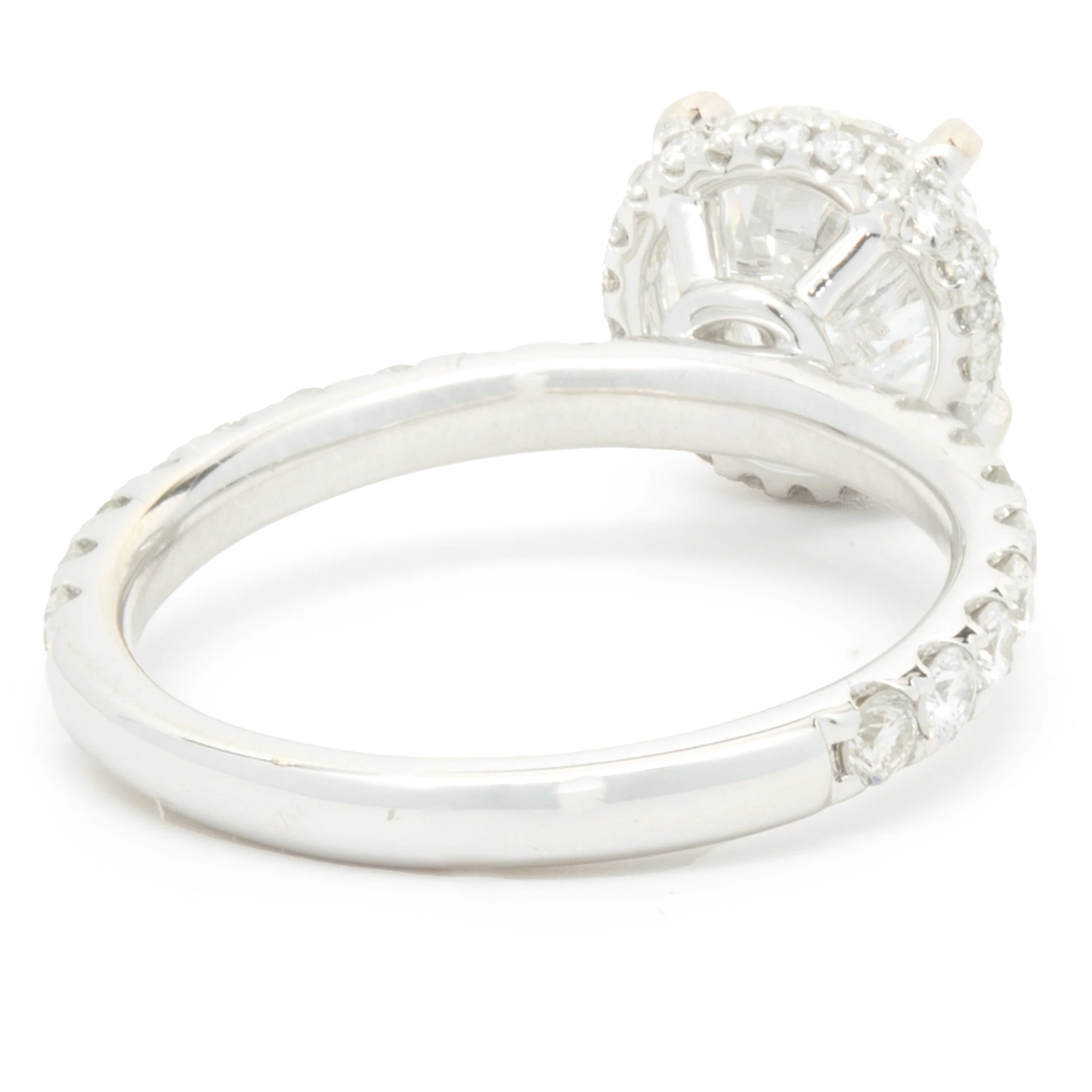 18 Karat White Gold Round Brilliant Cut Diamond Engagement Ring - Image 3