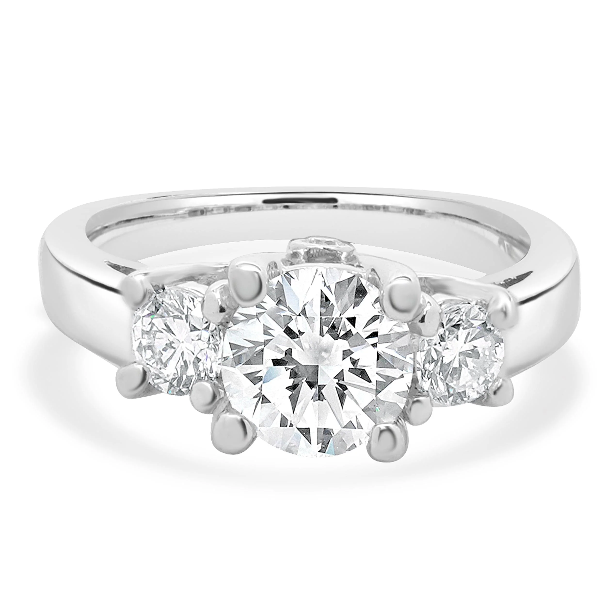18 Karat White Gold Round Cut Diamond Engagement Ring