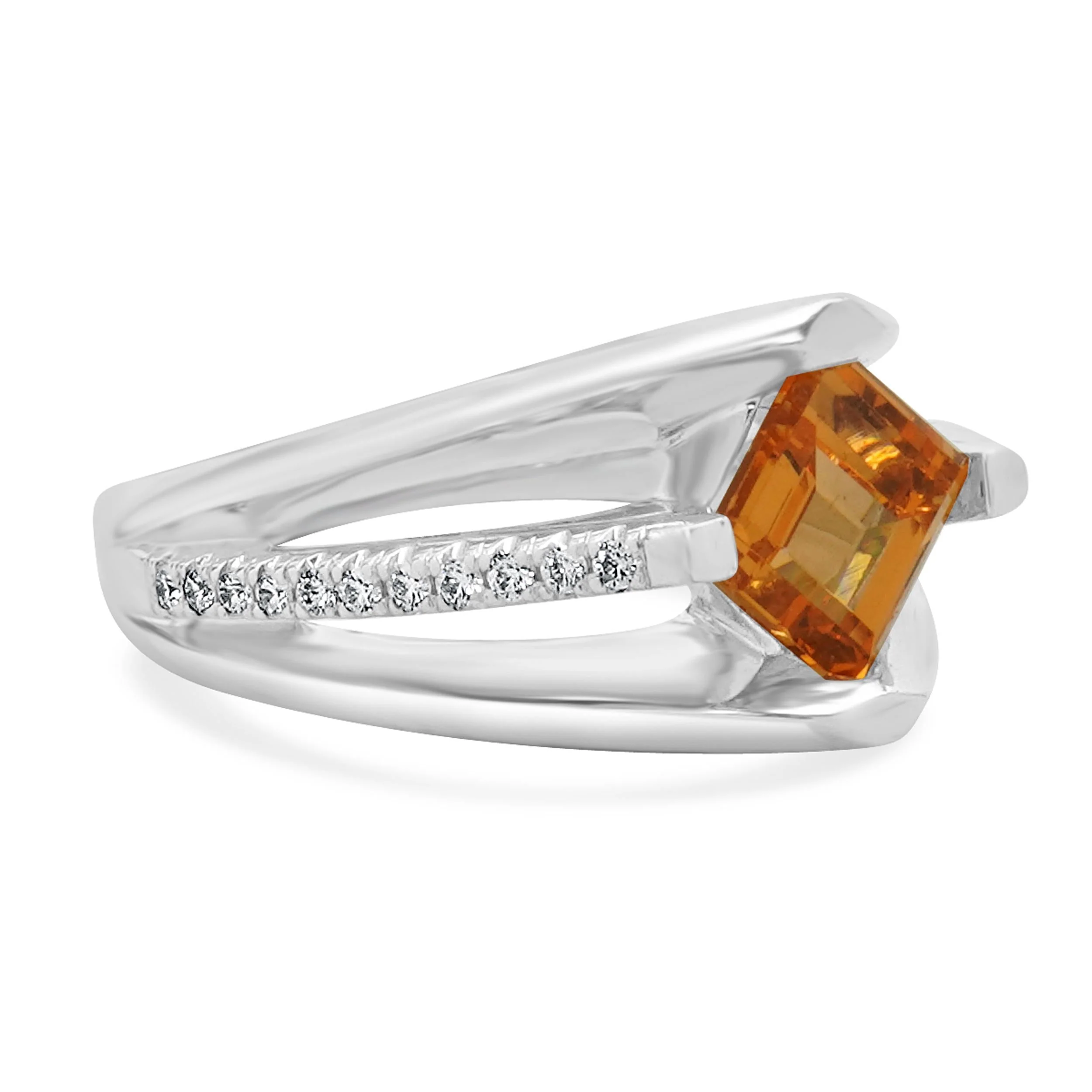 18 Karat White Gold Spessartite Garnet and Diamond Ring - Image 2