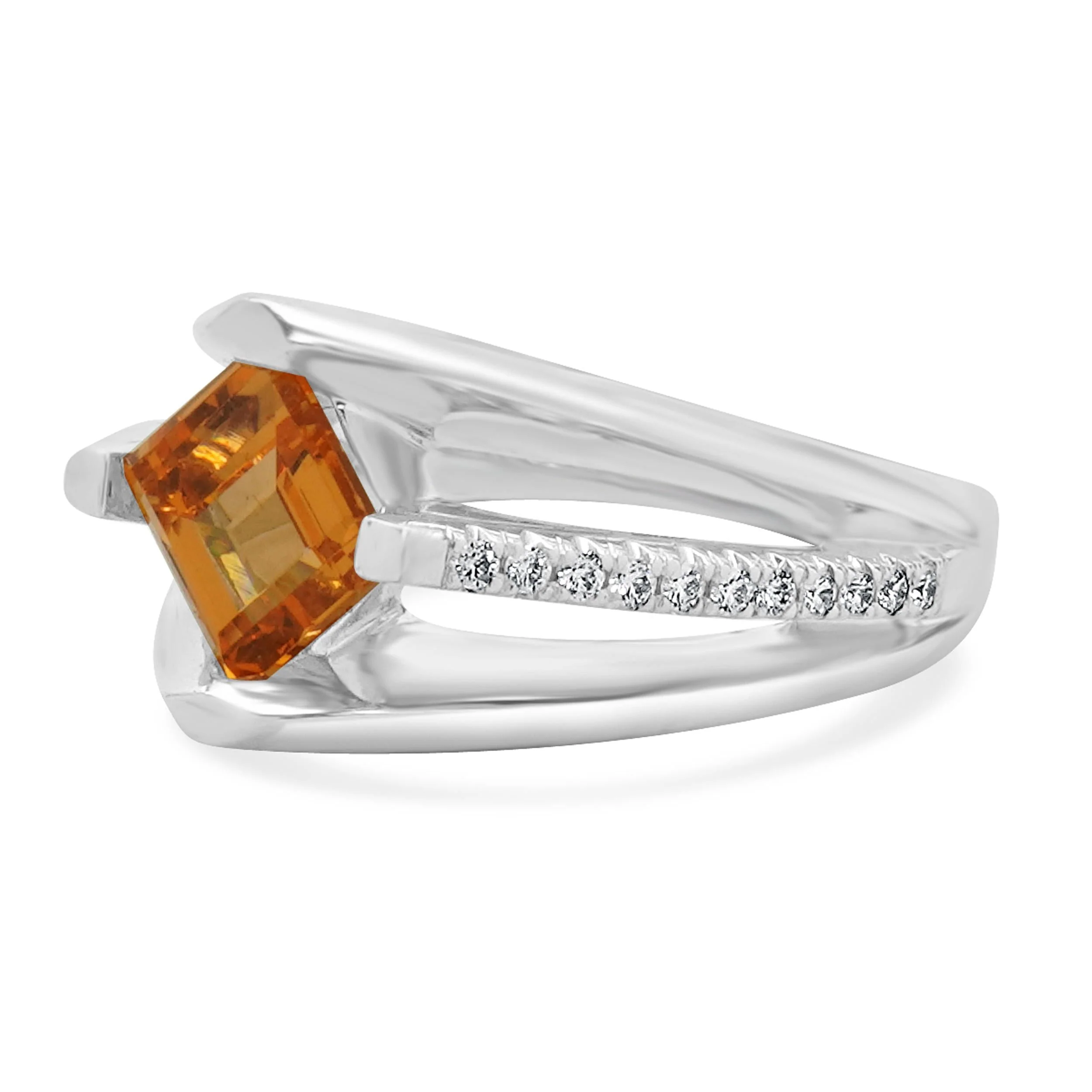 18 Karat White Gold Spessartite Garnet and Diamond Ring - Image 4