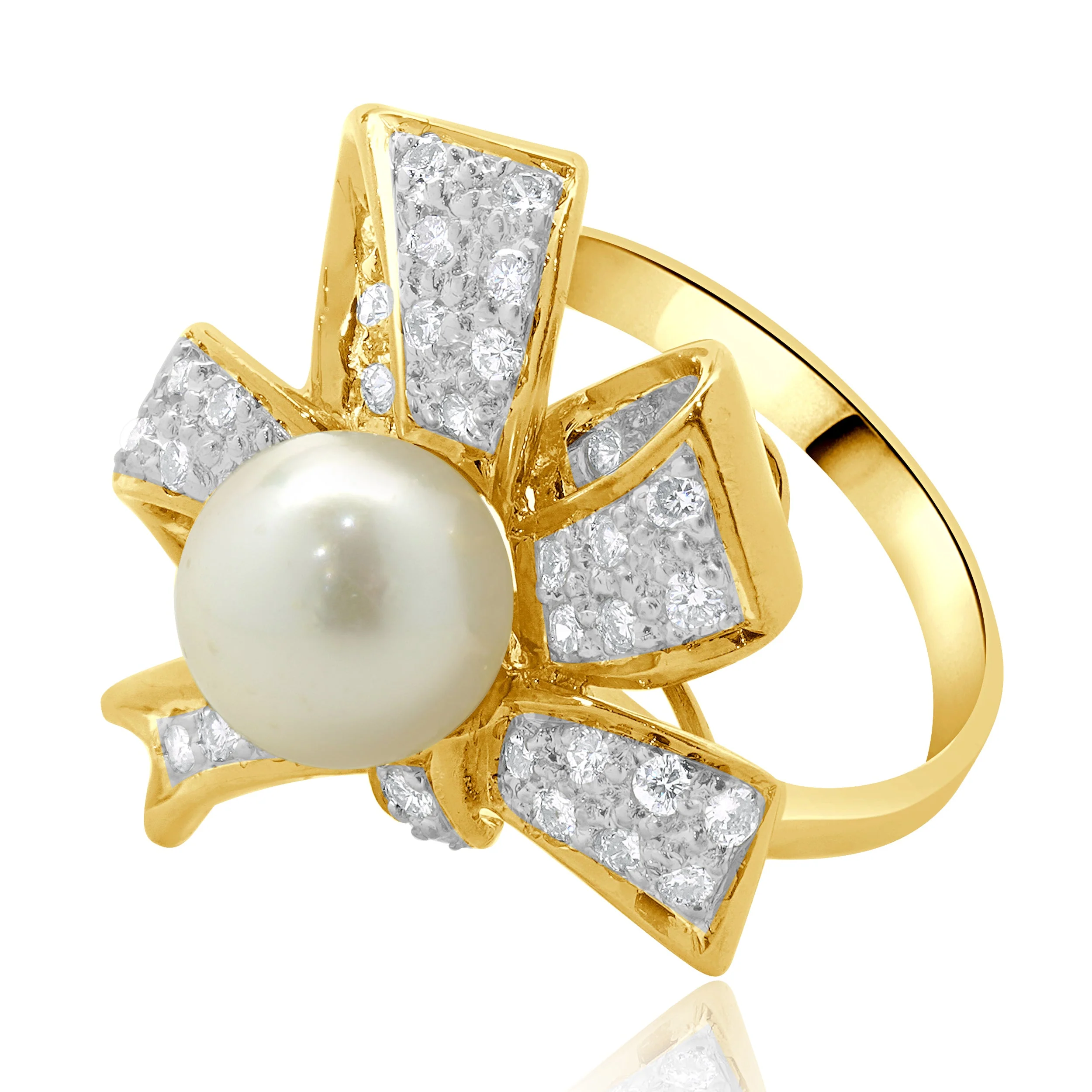 18 Karat Yellow Gold 7MM Pearl and Diamond Vintage Bow Ring - Image 2