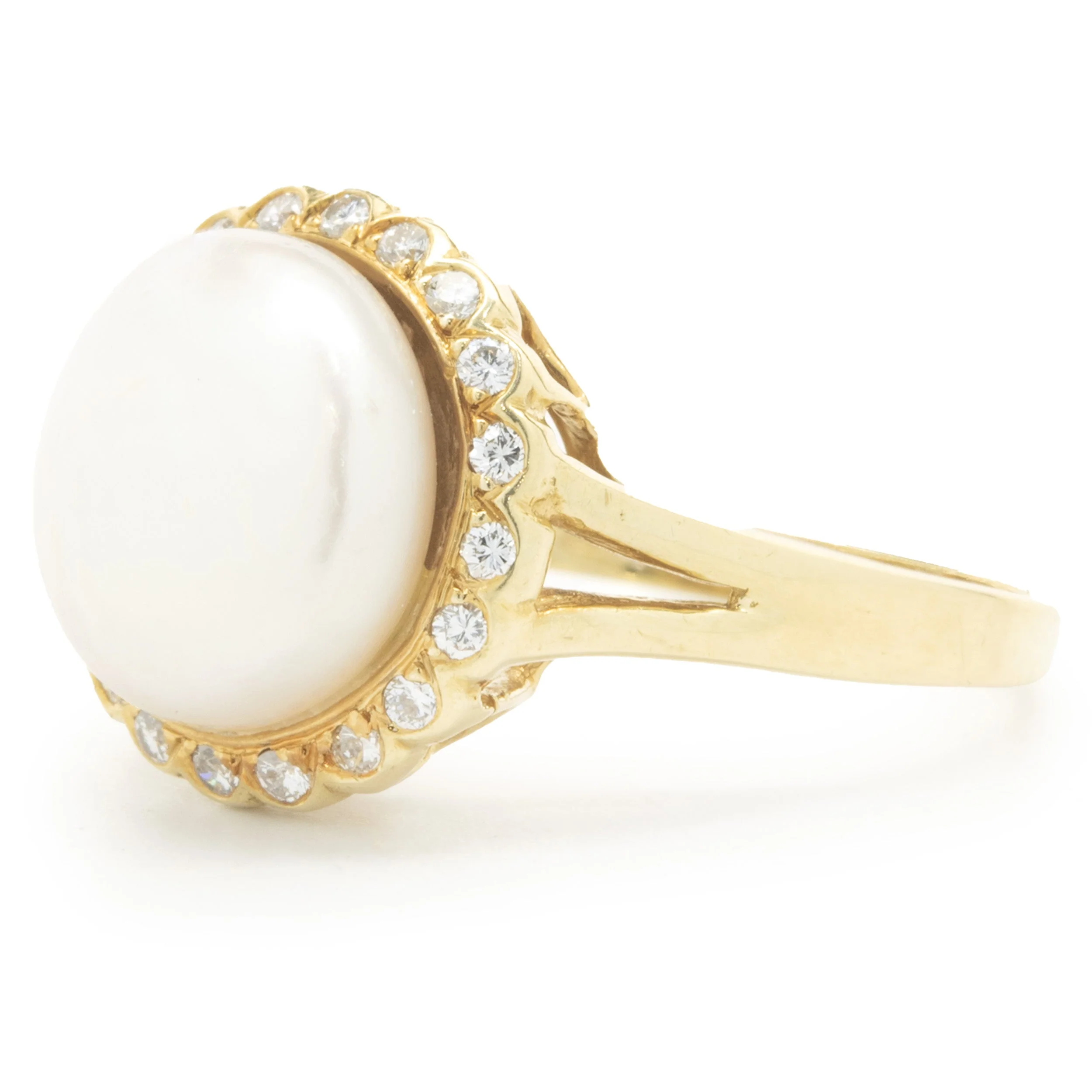 18 Karat Yellow Gold Button Pearl and Diamond Cocktail Ring - Image 2
