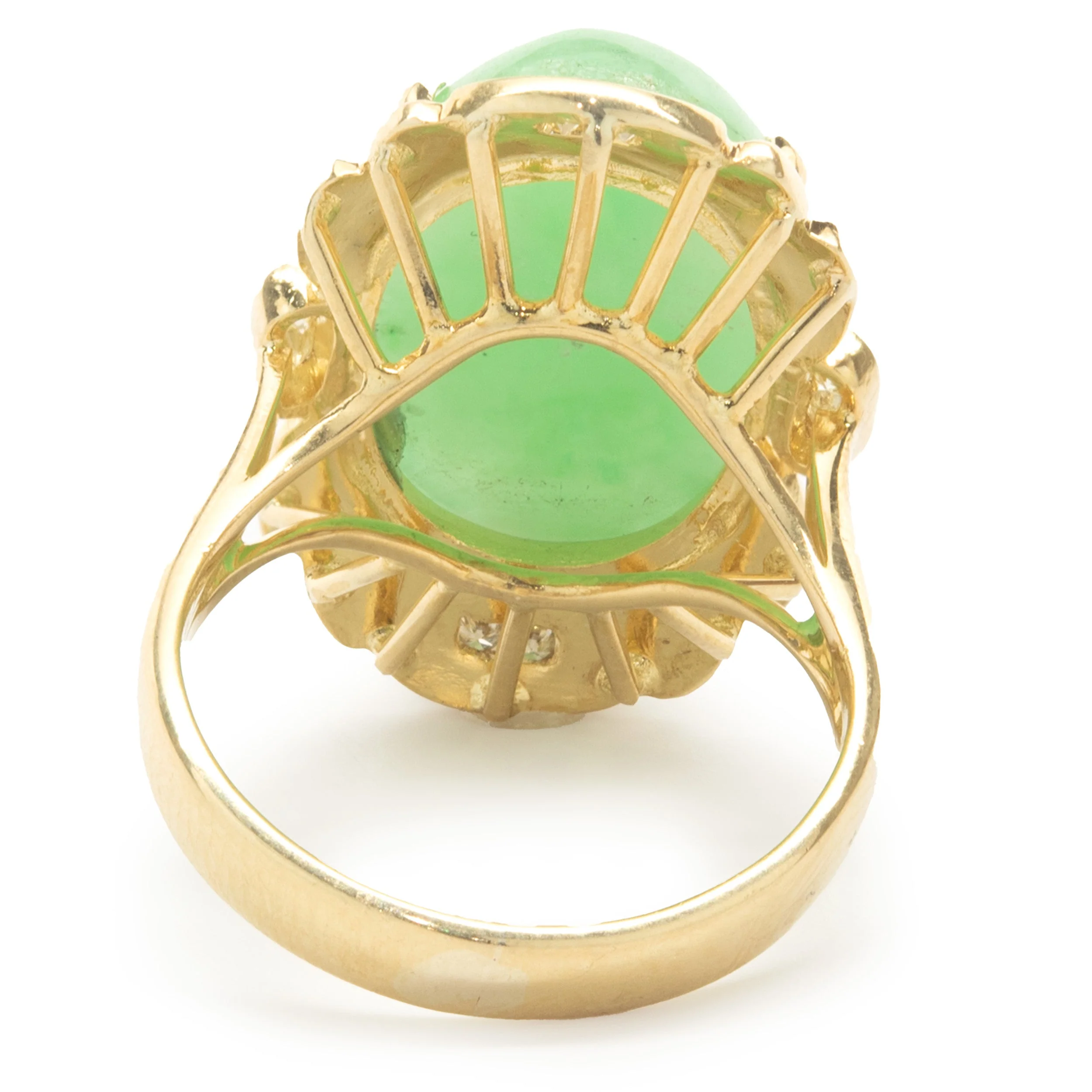 18 Karat Yellow Gold Cabachon Cut Jade and Diamond - Image 4