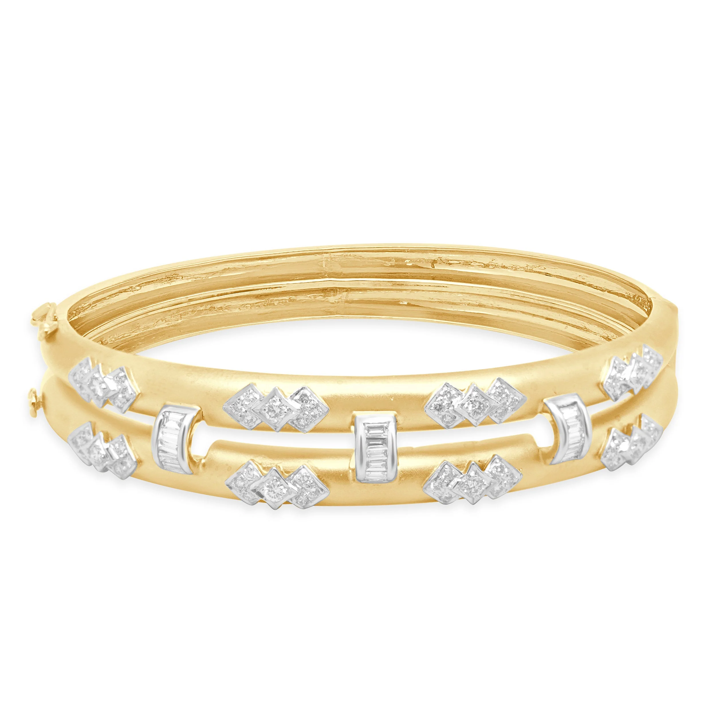 18 Karat Yellow Gold Diamond Bangle