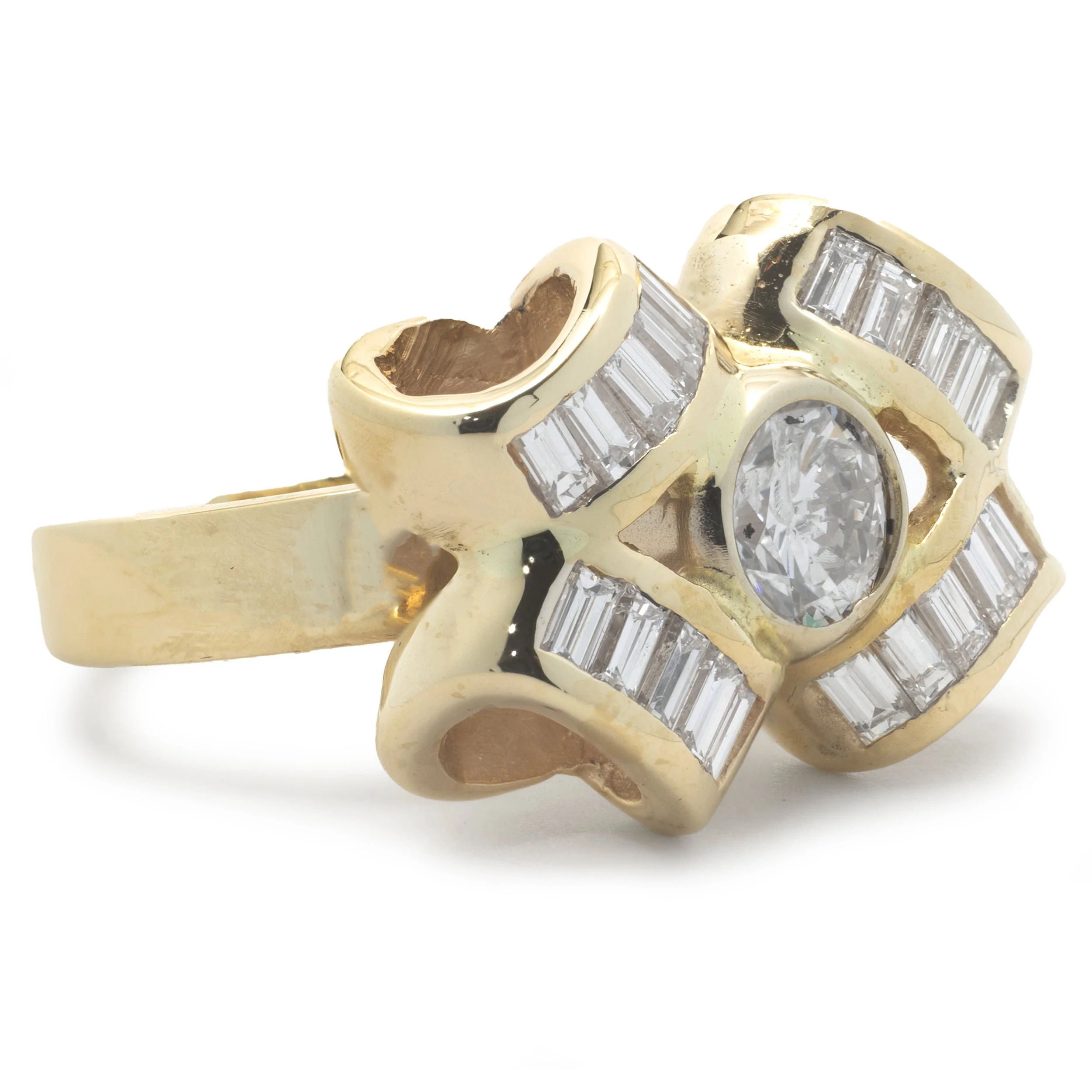 18 Karat Yellow Gold Diamond Bow Ring - Image 2