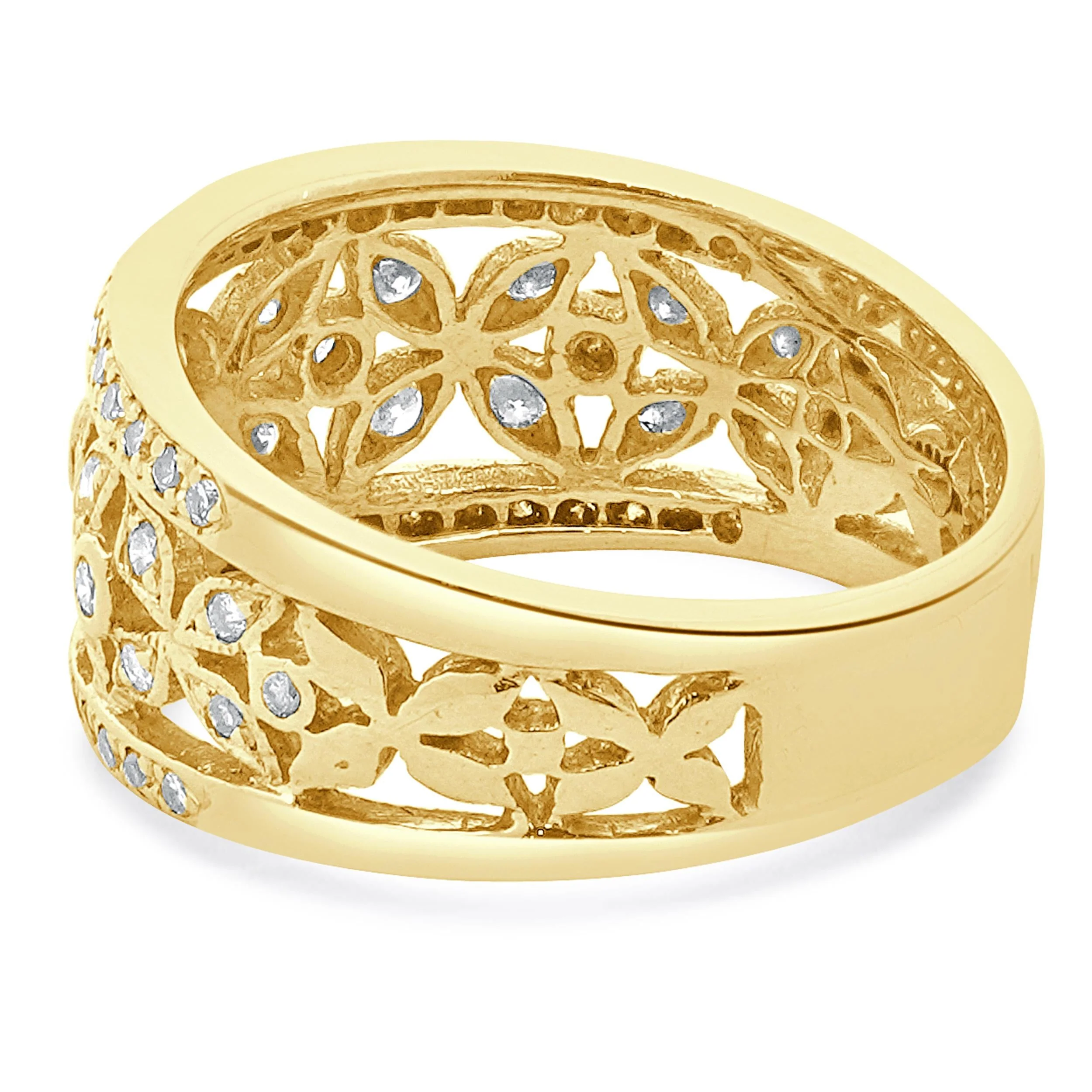 18 Karat Yellow Gold Diamond Flower Ring - Image 4
