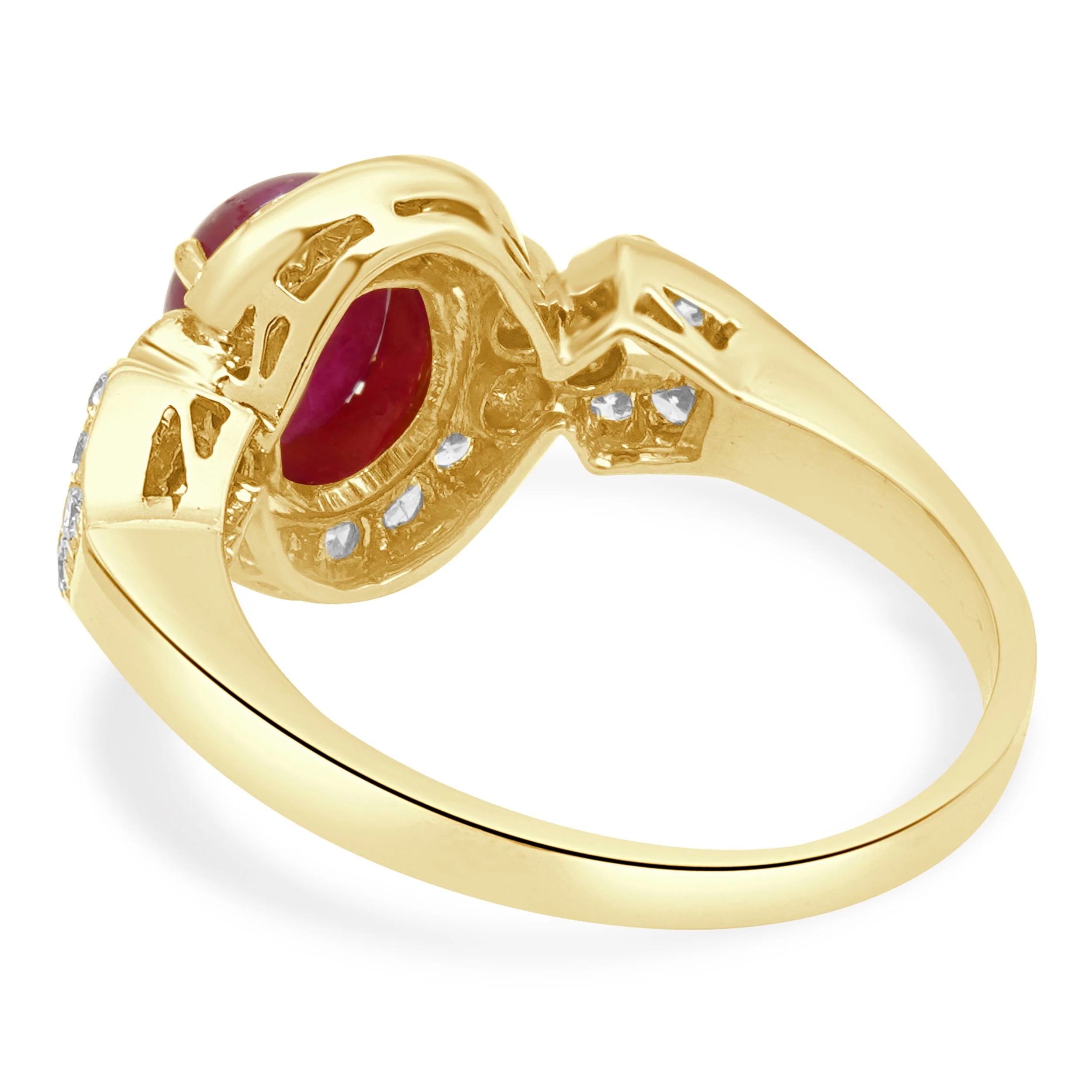 18 Karat Yellow Gold Oval Cabochon Cut Ruby and Round Diamond Halo Ring - Image 4
