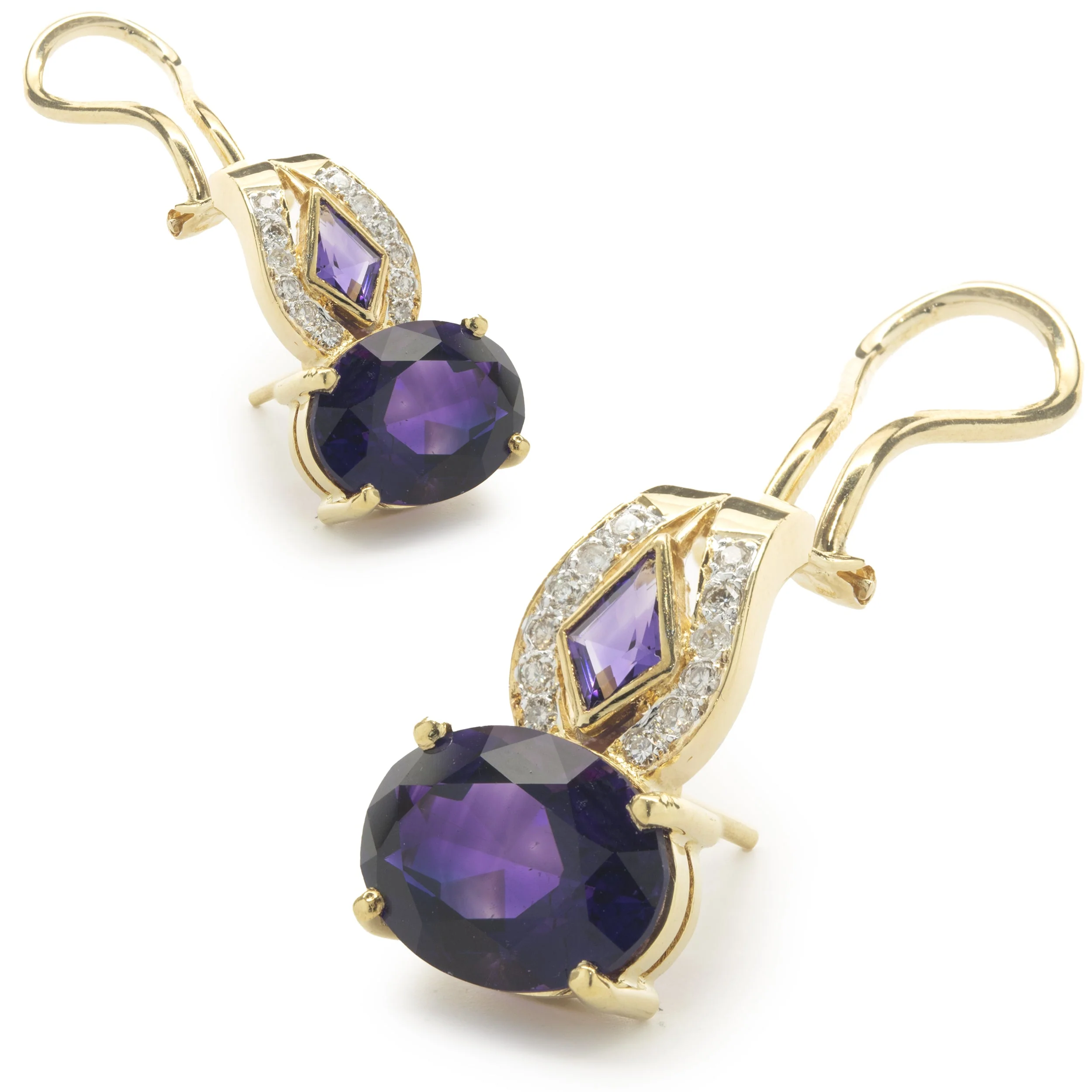 18 Karat Yellow Gold Vintage Diamond and Amethyst Drop Earrings - Image 4