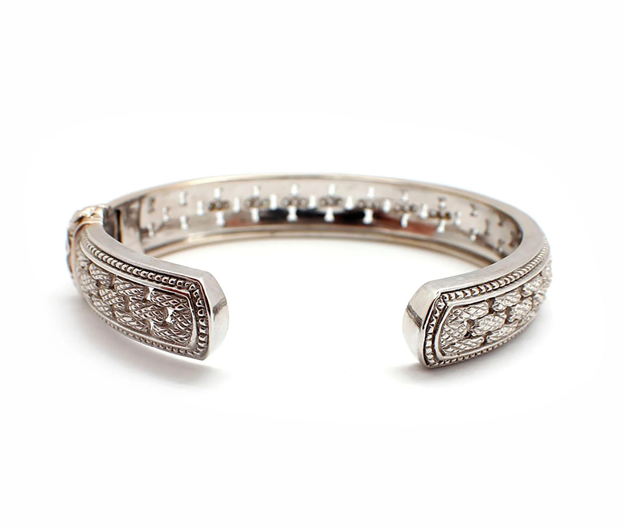 18k White Gold Judith Ripka Diamond Hinged Bangle Bracelet - Image 4