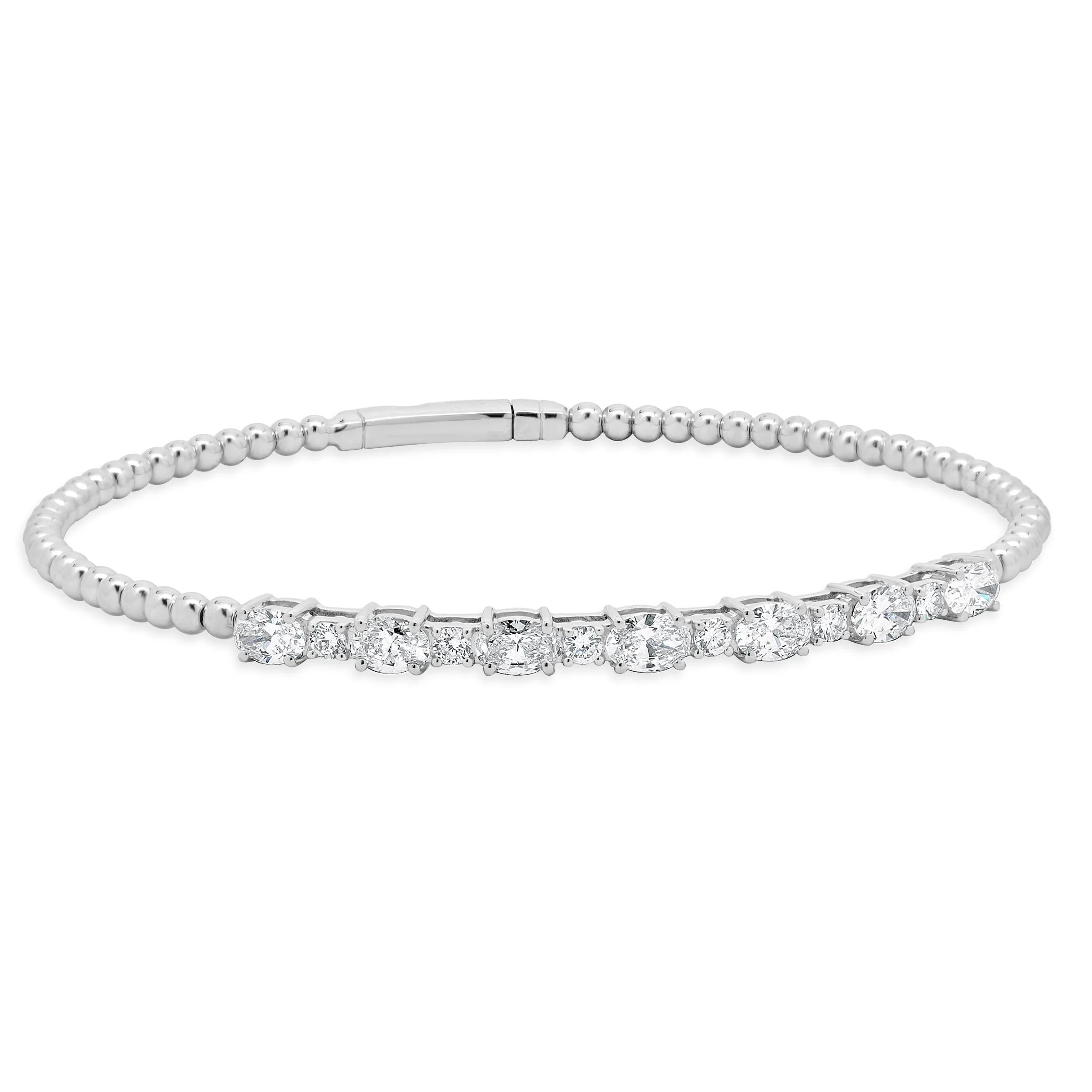 18K White Gold Oval and Round Cut Alternating Diamond Flex Bracelet