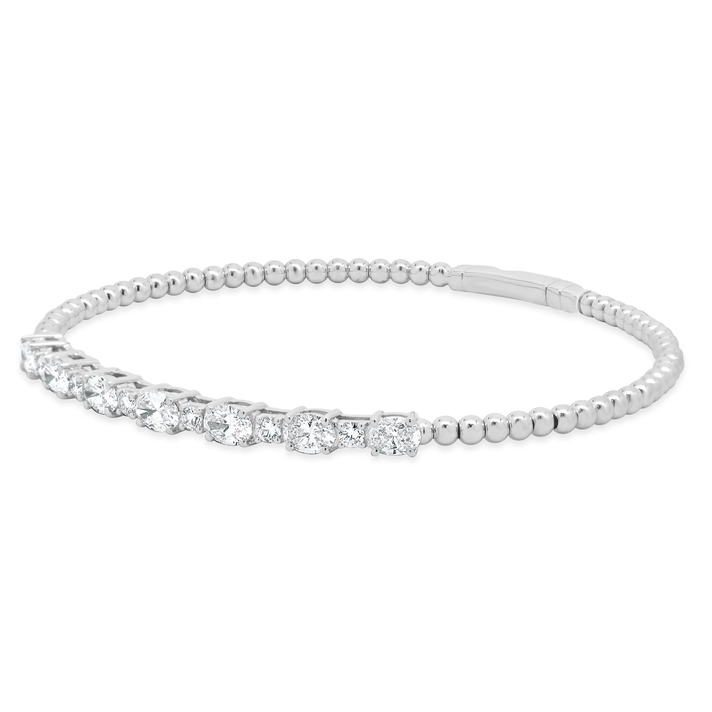 18K White Gold Oval and Round Cut Alternating Diamond Flex Bracelet - Image 2