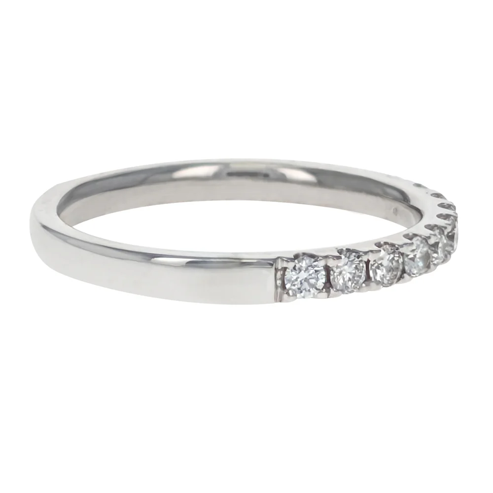 18K White Gold Round Brilliant Cut Diamond Band - Image 3