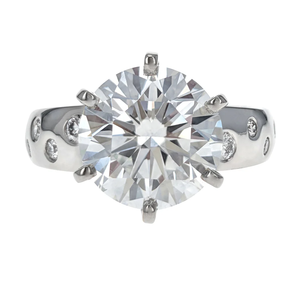 18K White Gold Sprinkled Diamond Engagement Ring - Image 2
