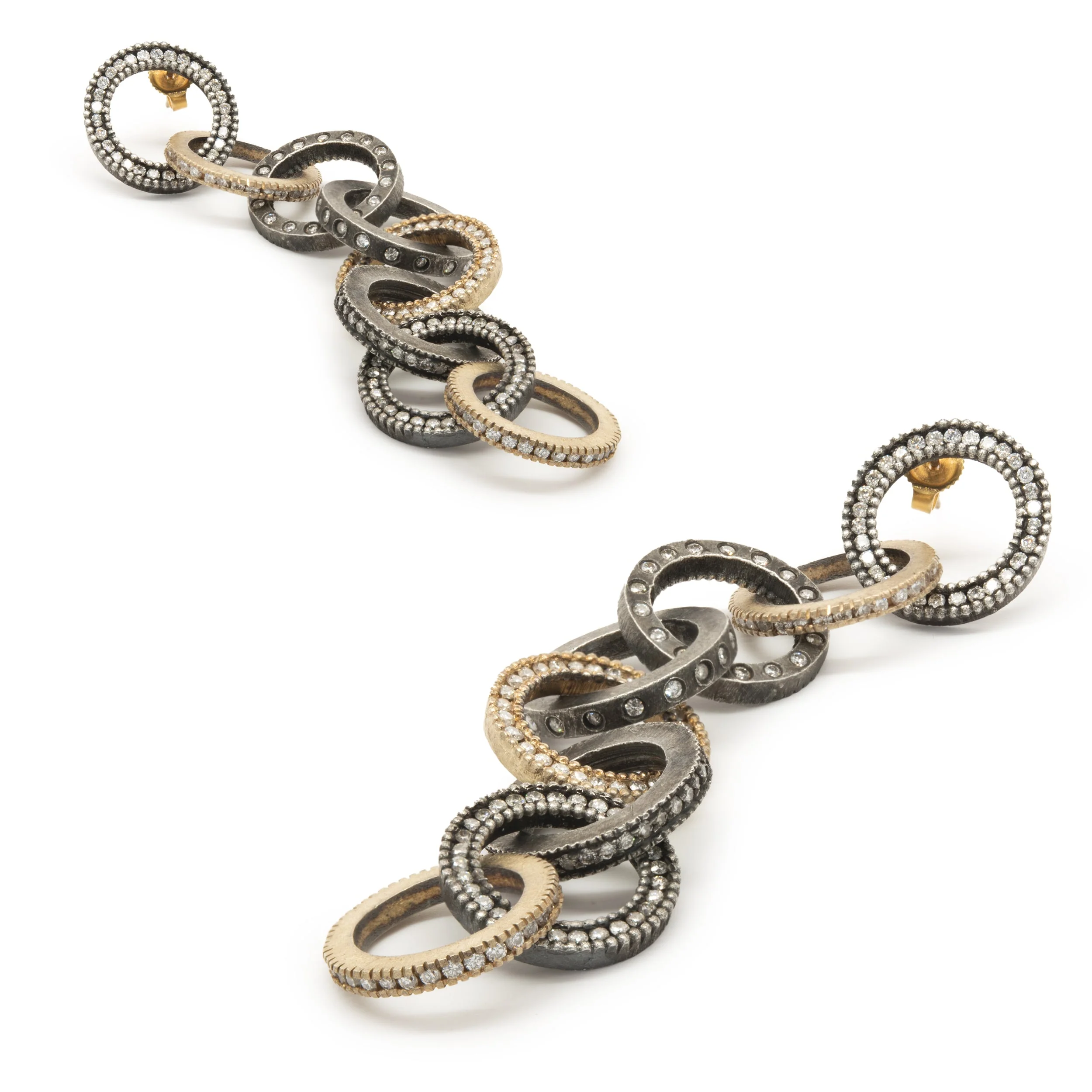 18k Yellow Gold with Black Rhodium Circle Link Earrings - Image 3