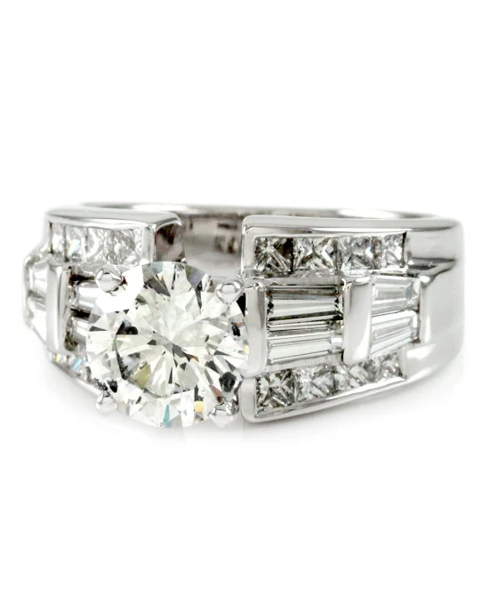 2.06ct I1, G Round Brilliant Diamond Engagement Ring in 18K White Gold - Image 3