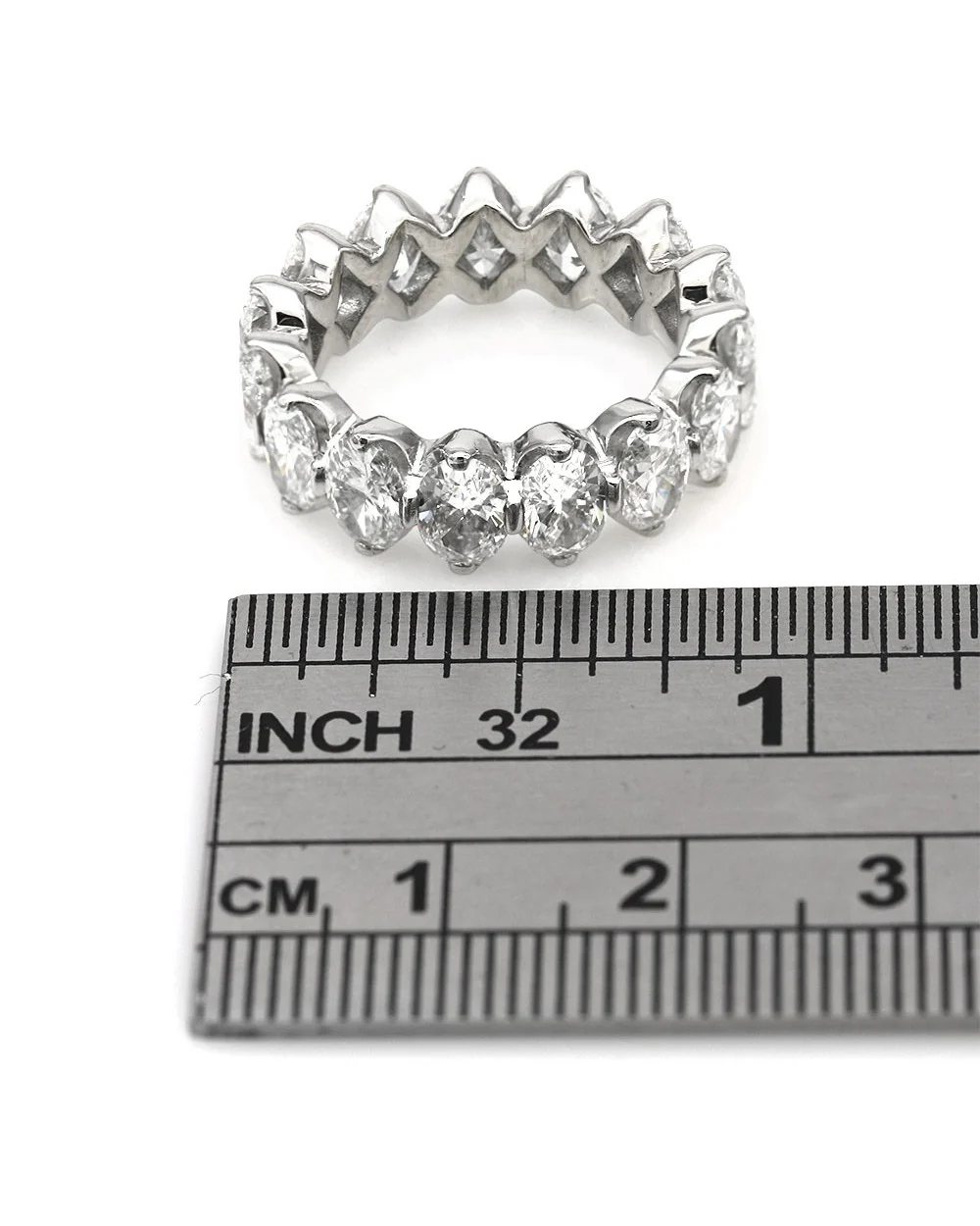 6.00ctw Oval Cut Diamond Eternity Ring in Platinum - Image 3