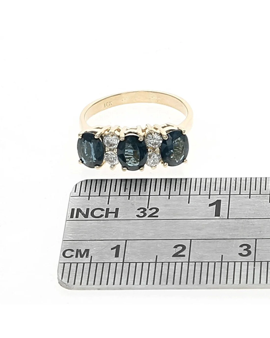 Alternating Dark Blue Sapphire and Diamond Ring in Yellow Gold - Image 3