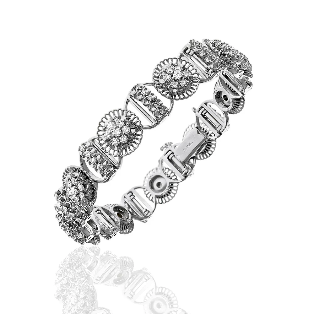 Alternating Diamond Frilled Halo and Diamond Bar Bracelet in White Gold