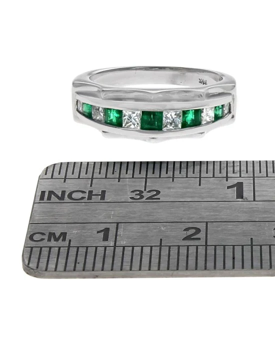 Alternating Emerald and Diamond Scalloped Ring - Image 3