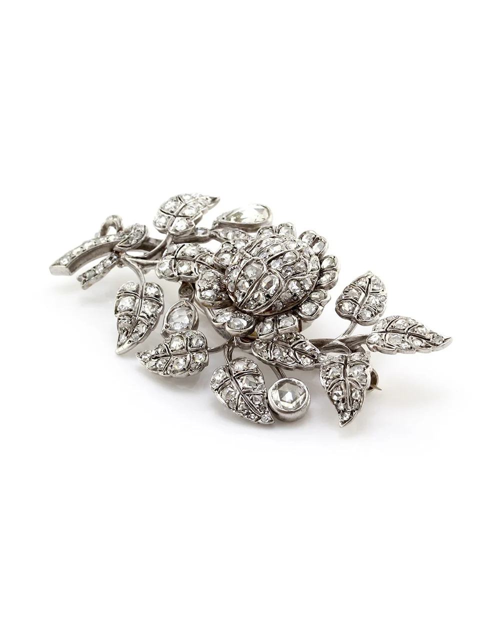 Antique Rose Cut Diamond En Tremblant Flower Brooch in Gold and Silver - Image 2