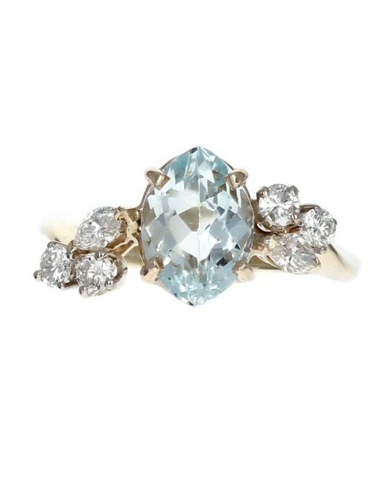 Aquamarine and Diamond Fashion Ring in Yellow Gold - Image 2