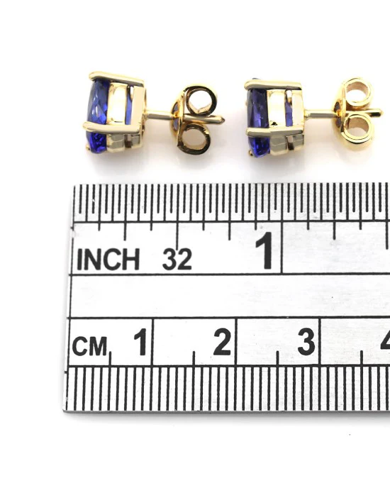 Basket Set Oval Tanzanite Stud Earrings in Yellow Gold - Image 2