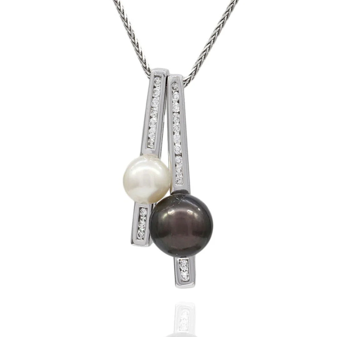 Black and White Pearl Diamond Bar Necklace