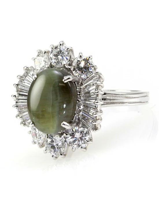 Cat's Eye Chrysoberyl Cabochon & Diamond Ballerina Ring in 18K White Gold - Image 3