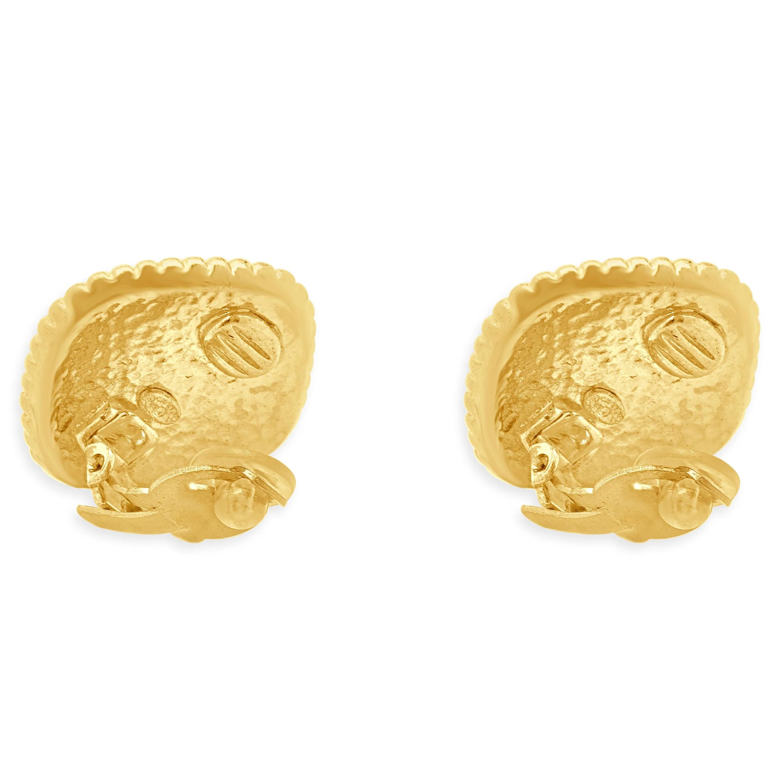Chanel Gold Plated CC Clip On Earrings - Image 3