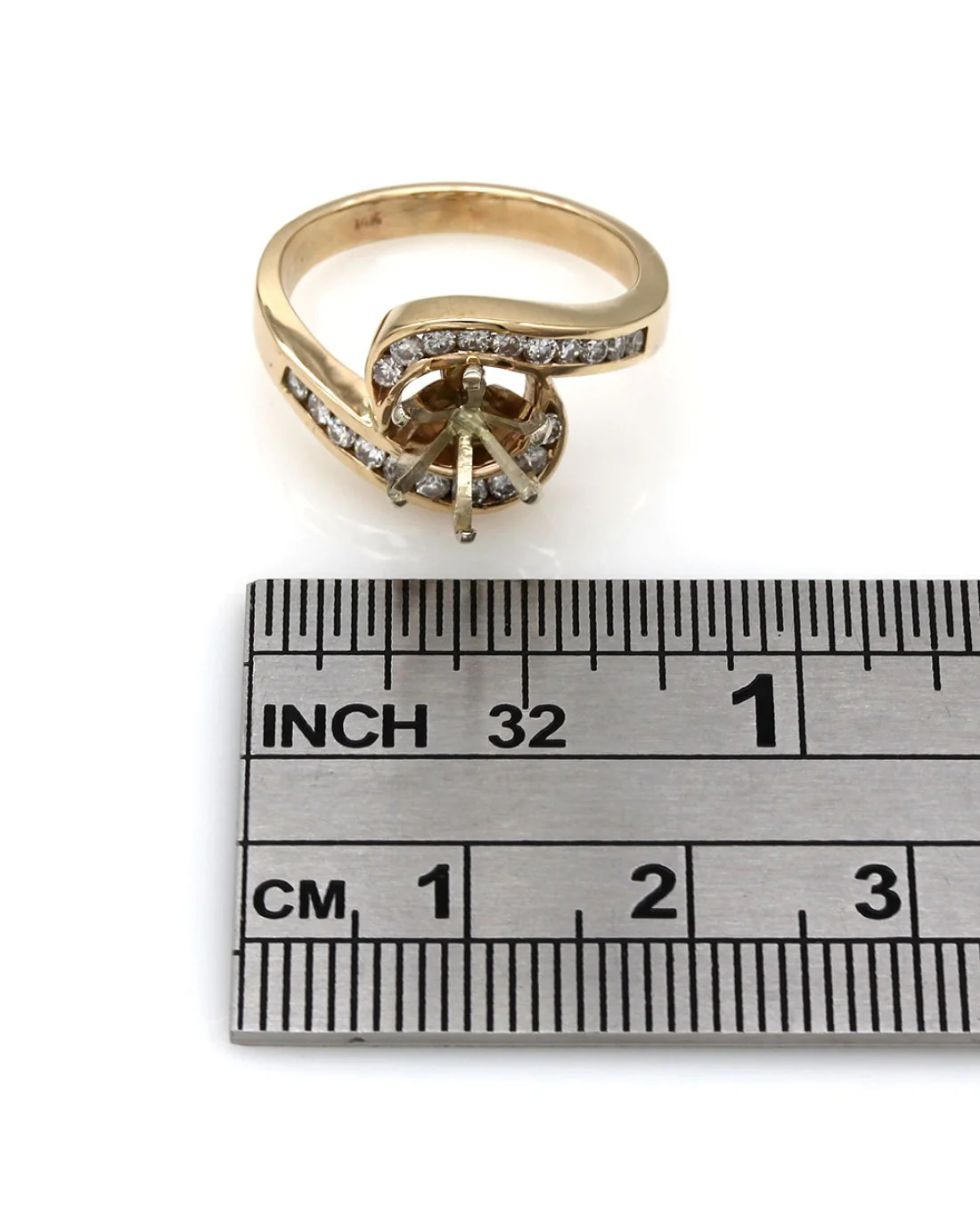 Channel Set Diamond Mounting in Gold - Image 4