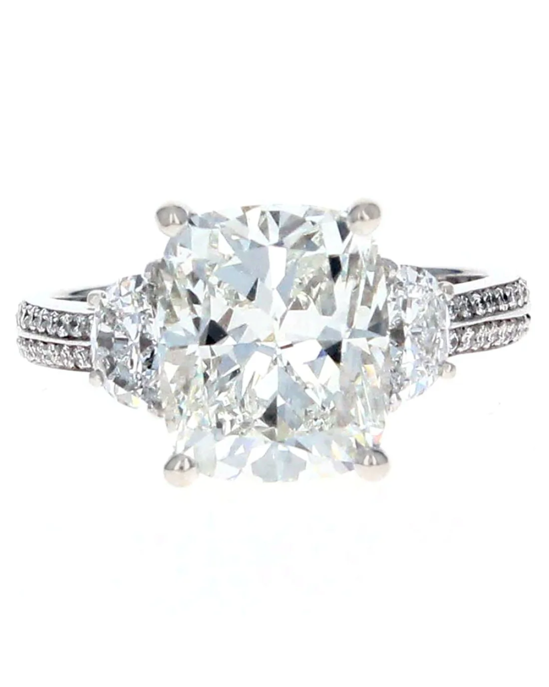 Cushion Cut Diamond Solitaire Ring in Platinum - Image 2