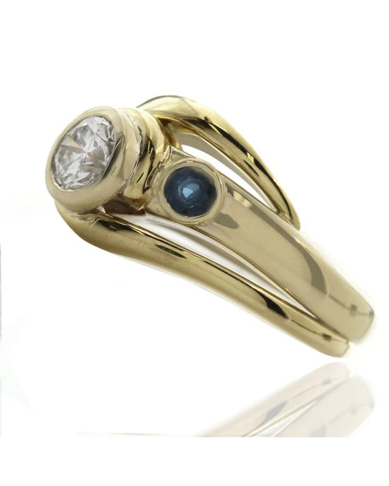 Diamond and Sapphire Fashion Ring in Yellow and White Gold - Image 3