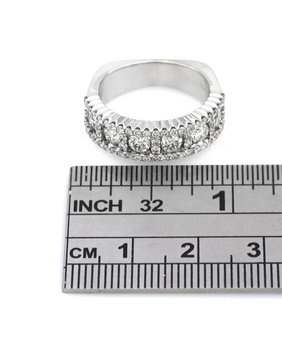 Diamond Box Band Ring in Gold - Image 3