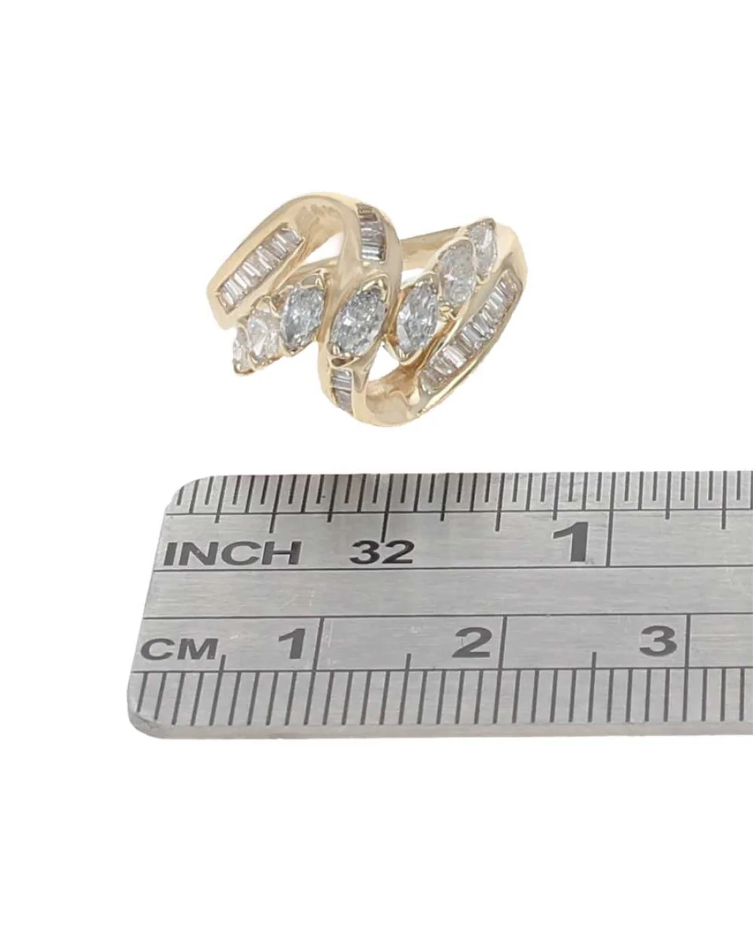 Diamond Bypass Fashion Ring in Yellow Gold - Image 3