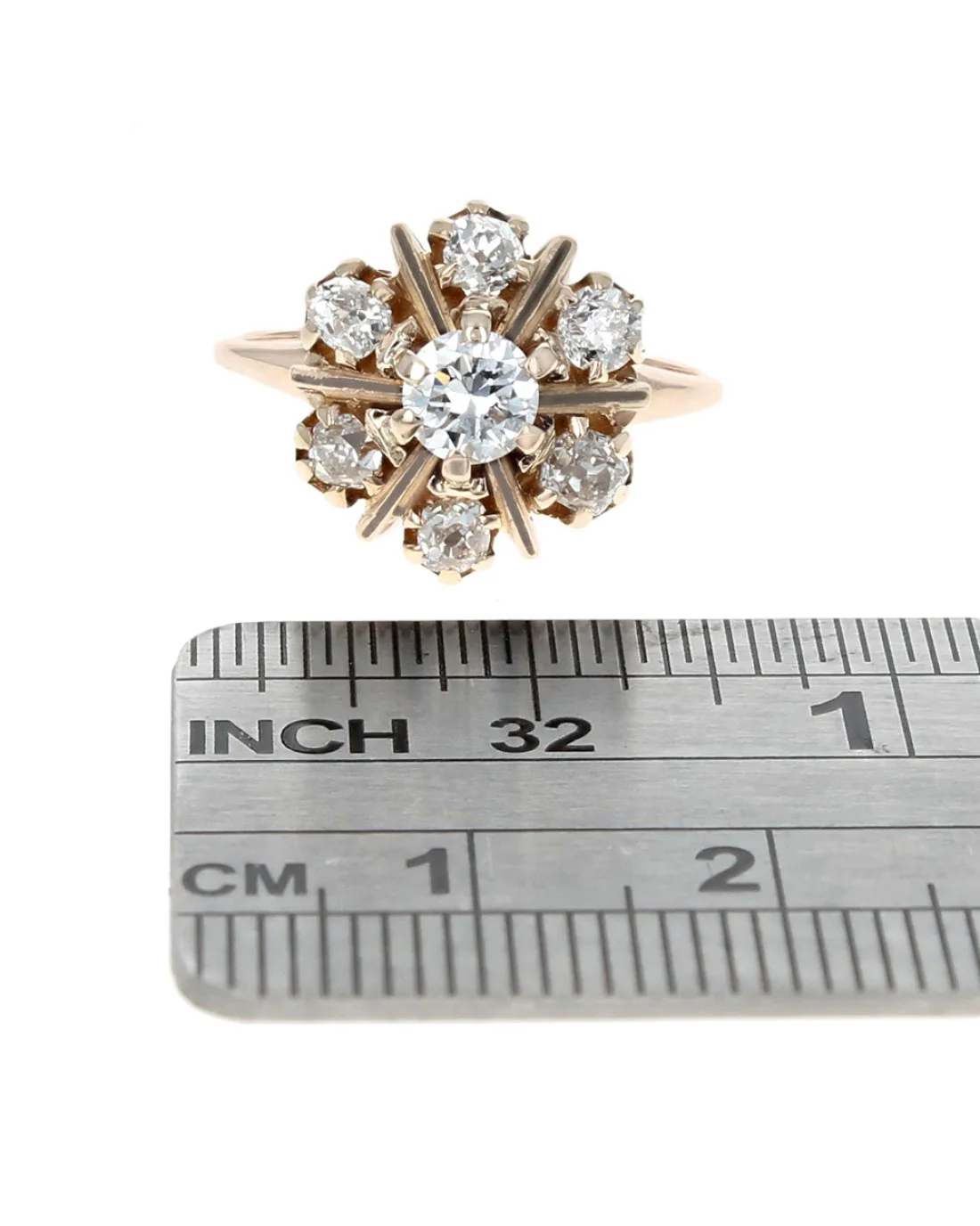 Diamond Cluster Ring in Yellow Gold - Image 3