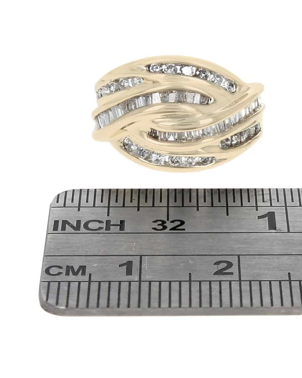 Diamond Crossover Tapered Ring in Yellow Gold - Image 3