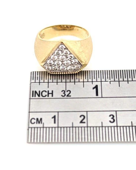 Diamond Design Ring in Yellow Gold - Image 4