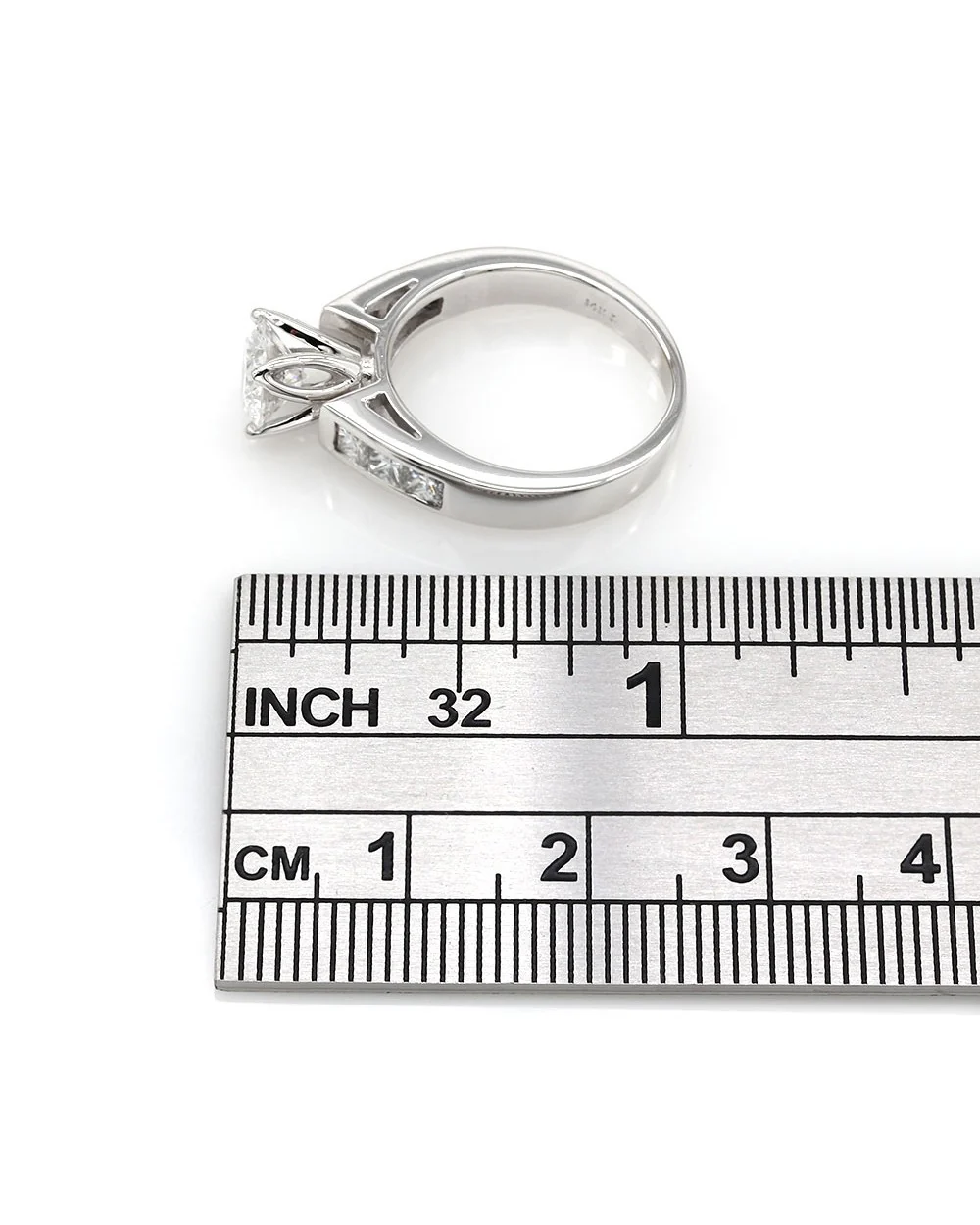 1.03 Ct. Round Diamond Engagement Ring in White Gold - Image 5
