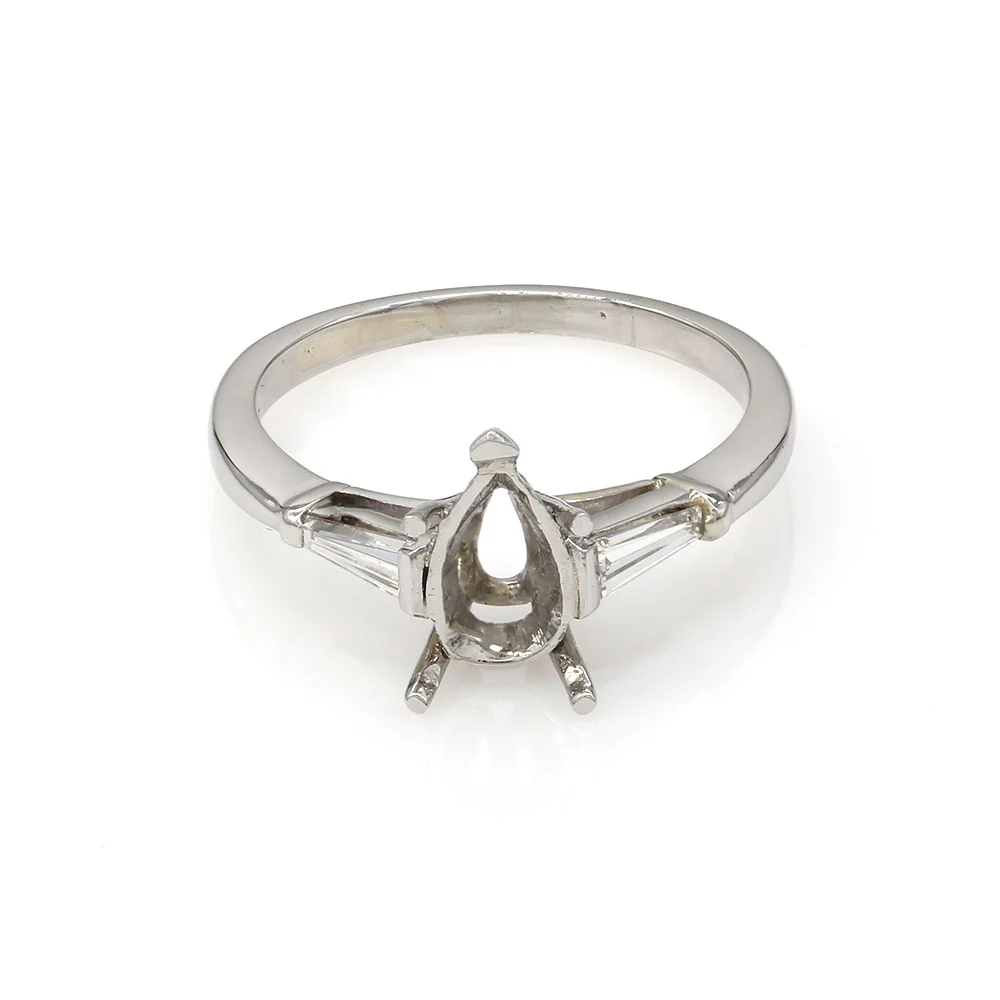 Diamond Engagement Ring Mounting in Platinum - Image 2
