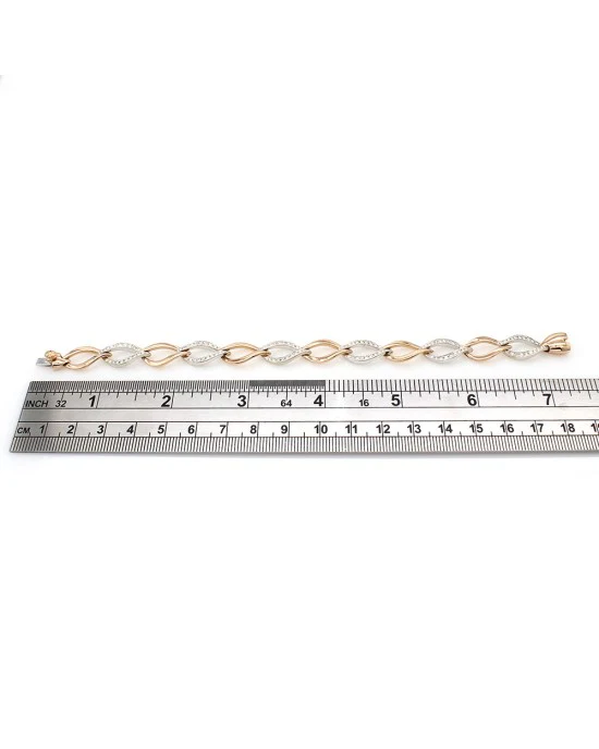 Diamond Link Bracelet in Gold - Image 3
