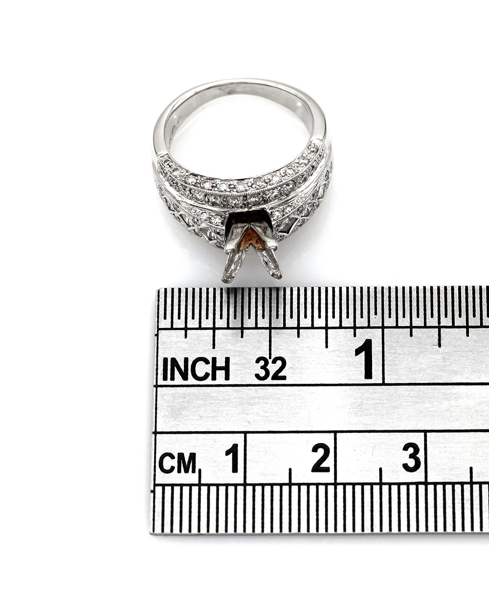 Diamond Ring Mounting in Gold - Image 2