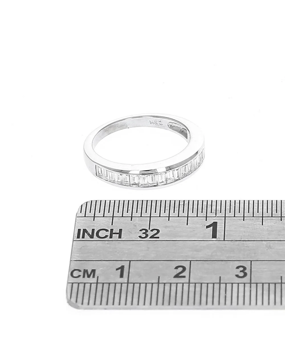 Diamond Tapered Ring in White Gold - Image 3