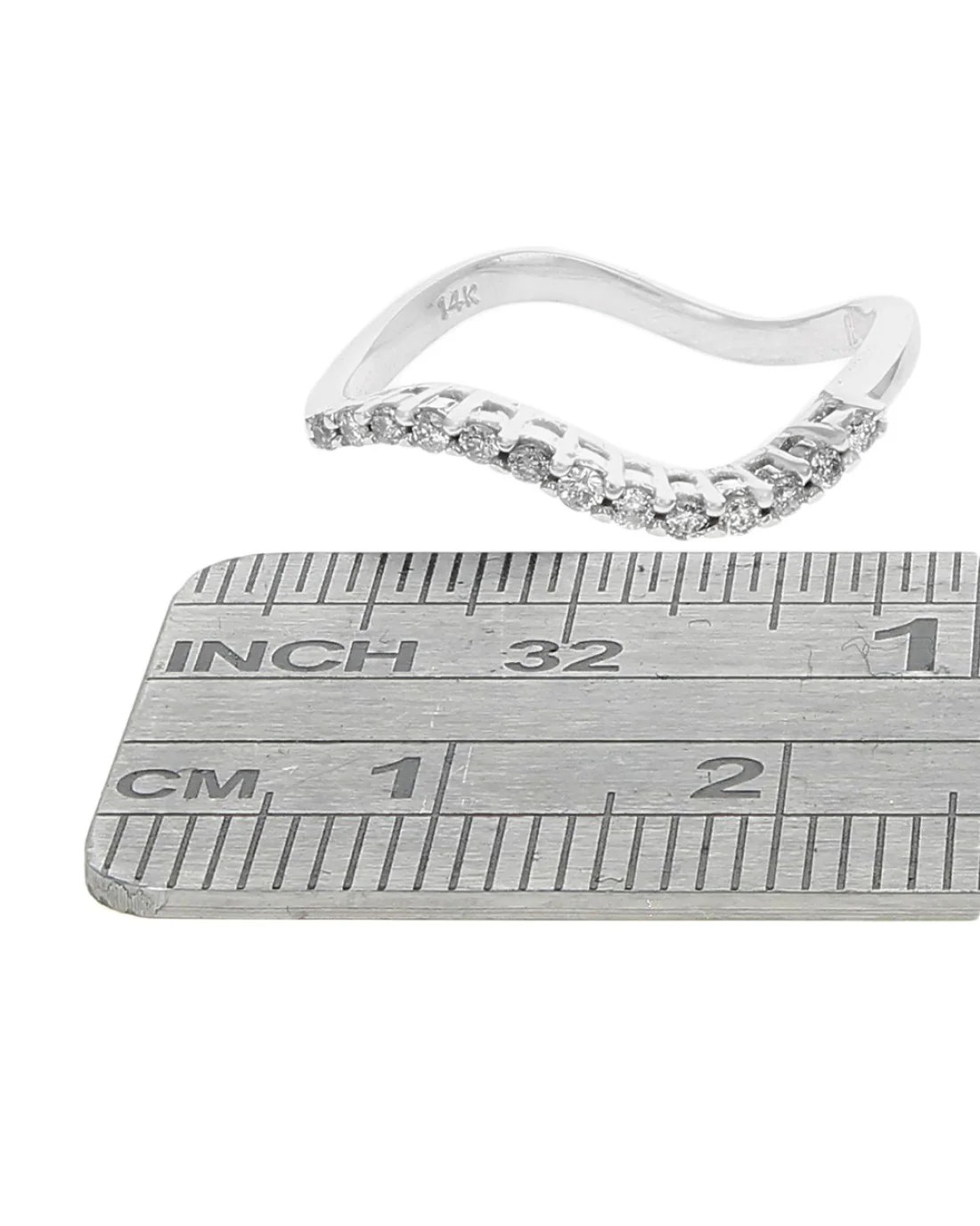Diamond Wave Ring in White Gold - Image 3