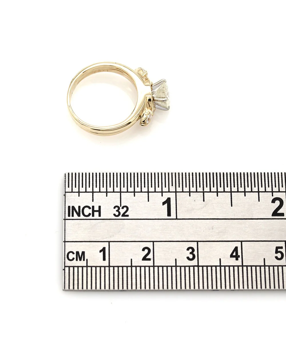 Diamond Wedding Ring Set in Gold - Image 3