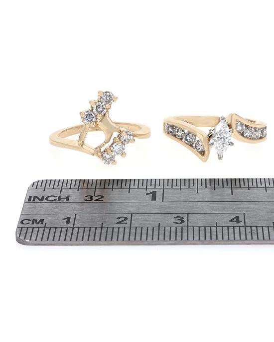 Diamond Wedding Set in Yellow Gold - Image 3
